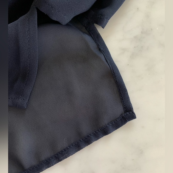 Loft navy scalloped edge tank top size M - Picture 7 of 10